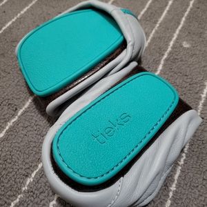Brand new tieks flats